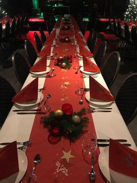 Lanbord pyntet til jul
